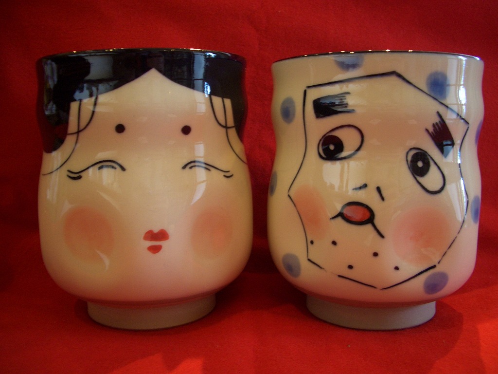 ひょっとこ・おかめ湯呑（各）1,080円（税込）