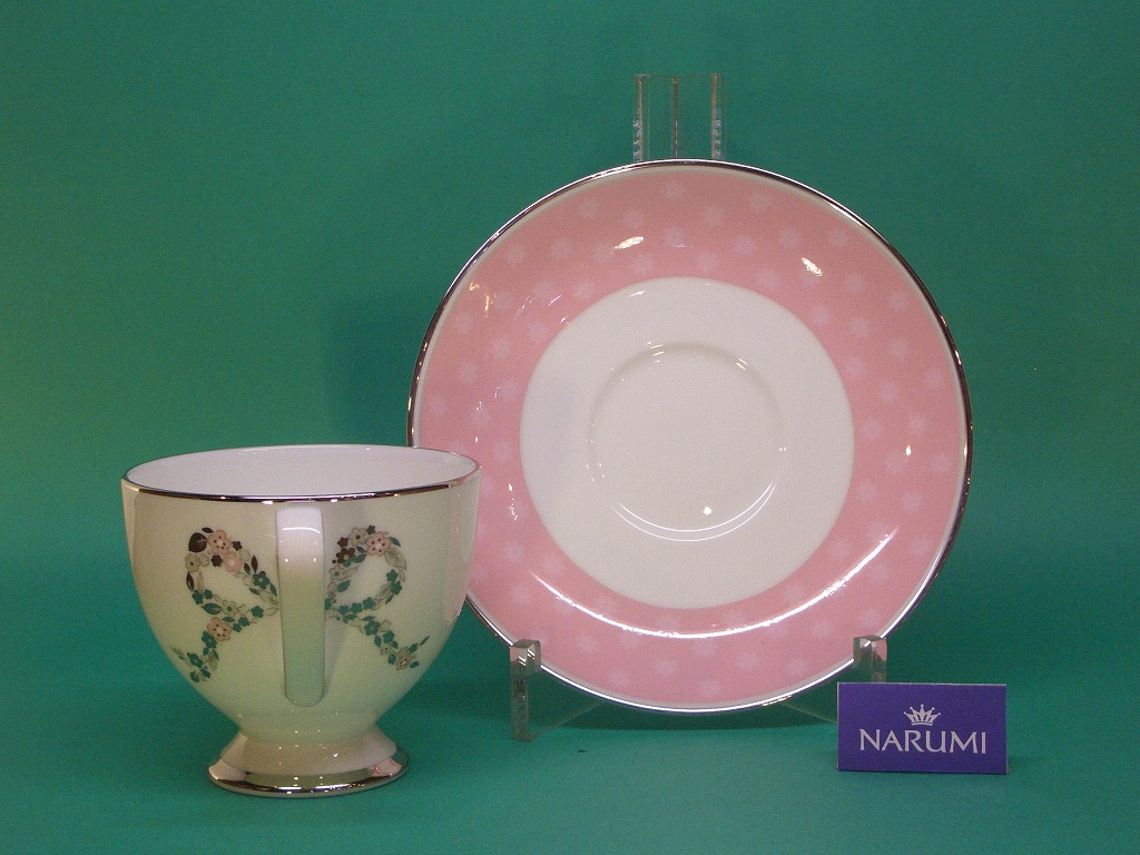 フェリシータ　コーヒー碗皿　3780円