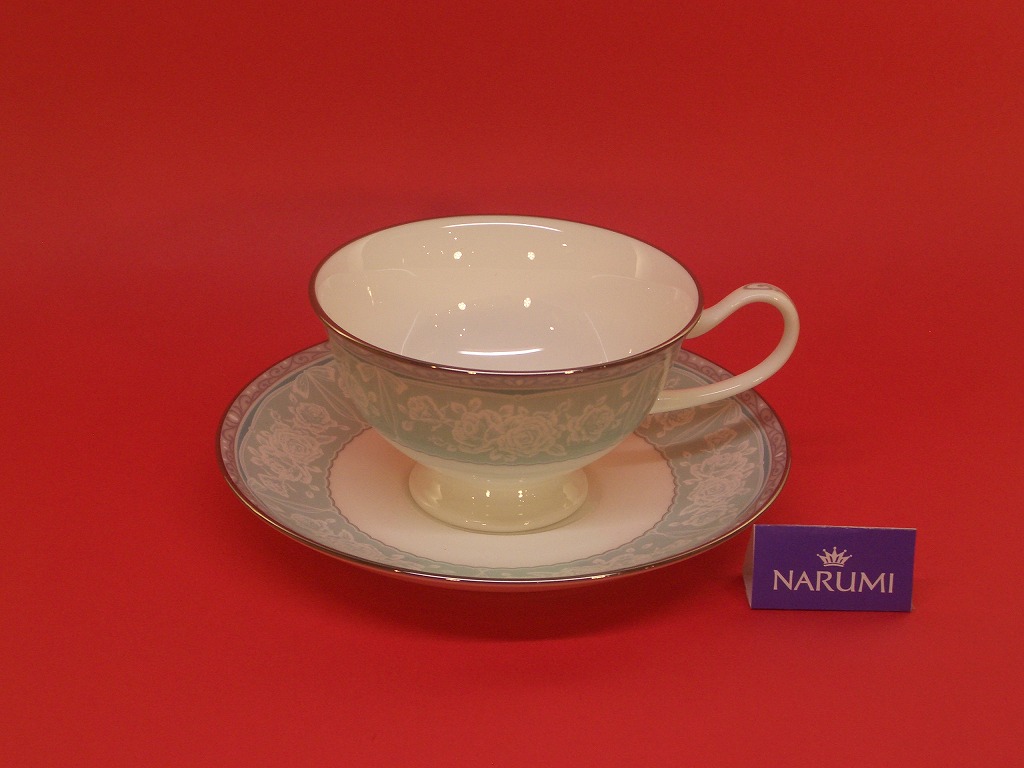 グレイスエア ティーコーヒー兼用碗皿 3240円